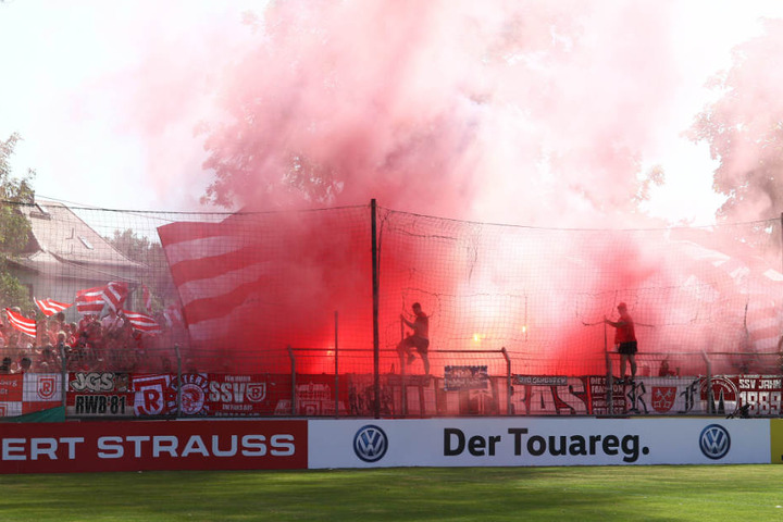 5000 Zuschauer waren im ausverkauften Alfred-Kunze-Sportpark dabei.