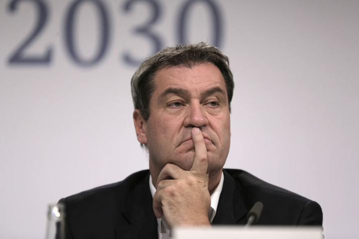 Sogenannten Urwahlen sieht der CSU-Chef als schwierig an und mahnt die Union zur Zurückhaltung.