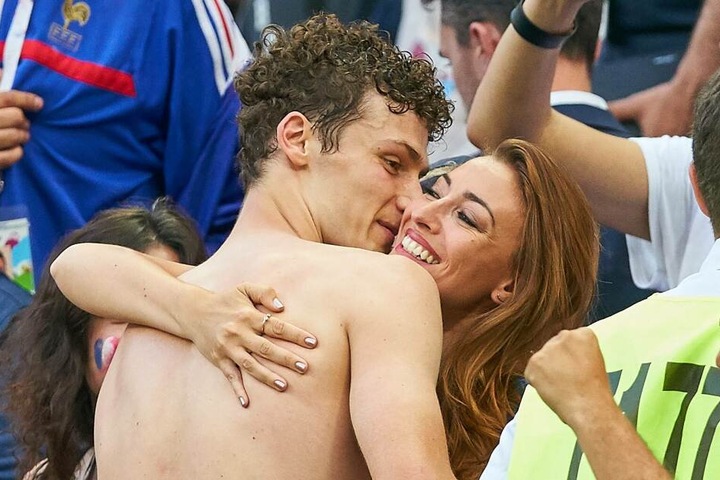 Da war die (Liebes-)Welt noch in Ordnung bei den beiden: das Paar während der WM 2018.