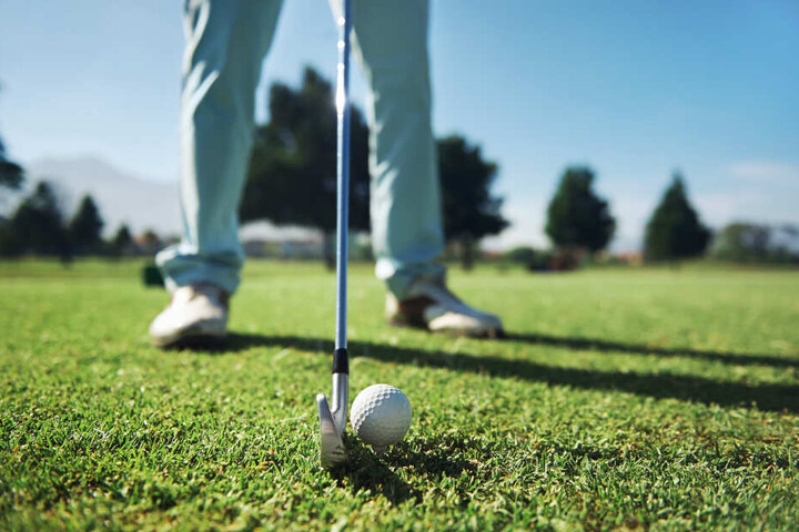Das Unglück passierte beim Golfen.