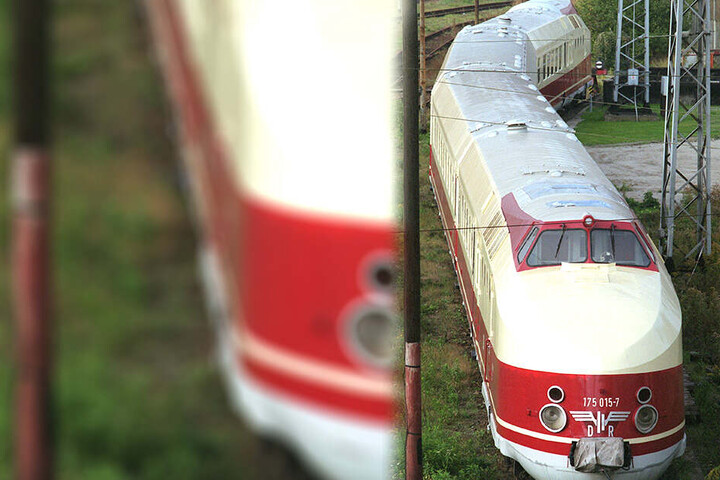 Der historische, in Görlitz gebaute DDR-Schnellzug nach Wien.