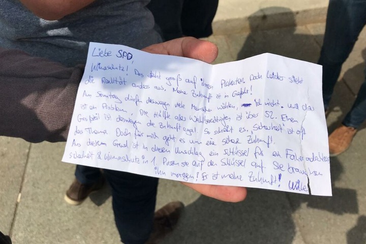 Briefe wie dieser lagen am Samstagmorgen in den Briefkästen der CDU, SPD, Grünen, Linken und FDP.