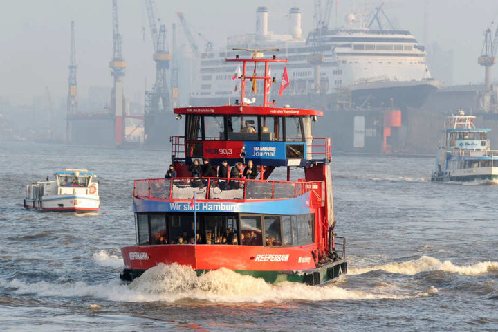 Vor sechs Jahren besetzten kurdische Aktivisten eine Fähre am Hamburger Hafen. (Symbolfoto)