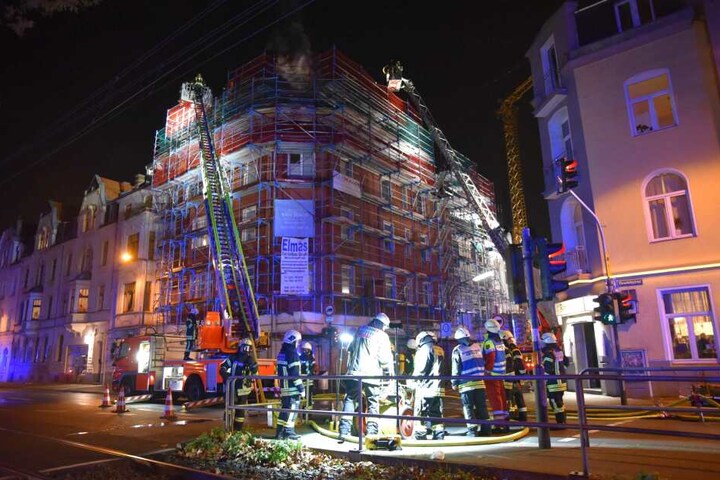 Die Feuer konnte alle betroffenen Anwohner sicher retten.