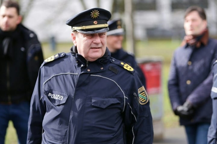 Leipzigs Polizeipräsident Bernd Merbitz zeigte sich im Gespräch mit TAG24 mit dem Demo-Tag zufrieden.