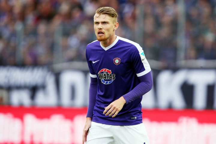Darmstadt, Augsburg und Hannover haben Interesse an Abwehrspieler Steve Breitkreuz.