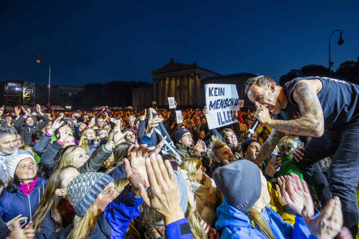 Ingo Knollmann, hier bei einem Konzert in München im Jahr 2015, und seine vier Mitstreiter haben sich über Jahre einen Namen als eine der besten Live-Bands in Deutschland gemacht.