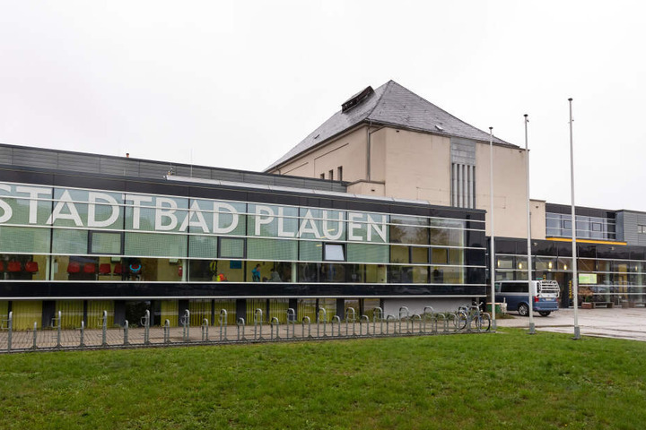 Das Stadtbad bekommt einen Anbau für eine neue 25-Meter-Halle.