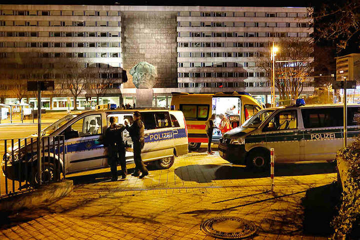 Die Einsatzkräfte waren mit einem Großaufgebot vor Ort.