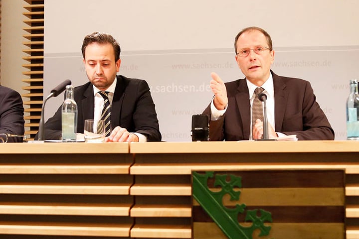 Sebastian Gemkow (38, links) und Markus Ulbig (52, CDU) trafen sich zur Sondersitzung.