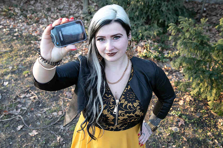 Lyn hat über 100.000 Follower auf Instagram.