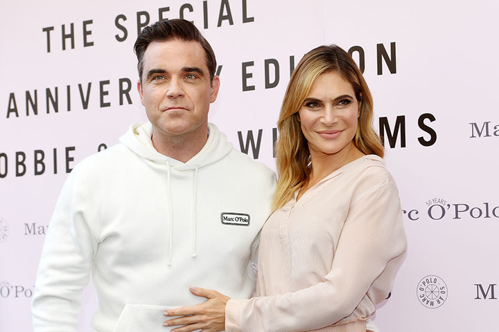 Mit Ayda Field ist Robbie Williams seit 2010 glücklich verheiratet.