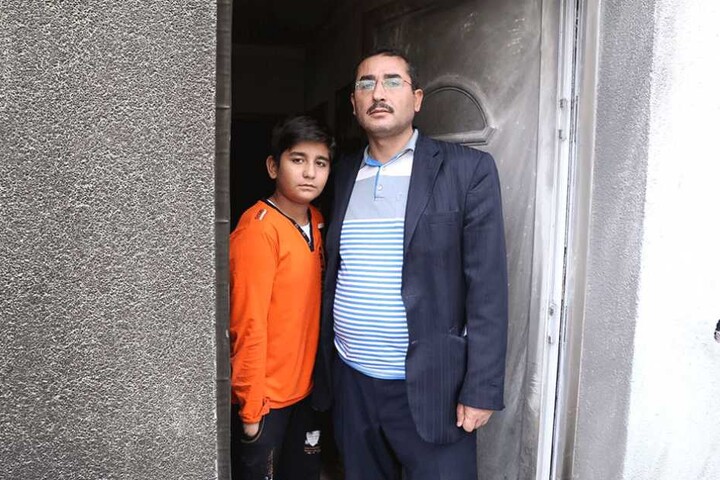 Imam Hamza Turan und sein Sohn Ibrahim Ismail Turan (10) waren zum Anschlagzeitpunkt in dem Gebäude.