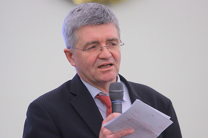 SPD-Chef Christian Avenarius (57).