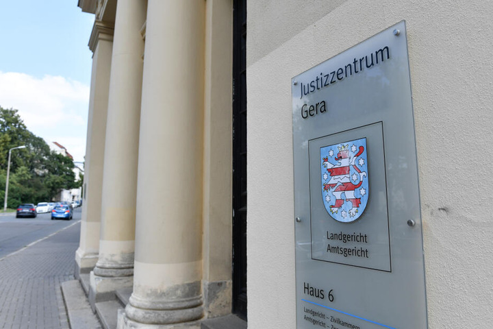 Vor dem Landgericht in Gera wird der Fall verhandelt.