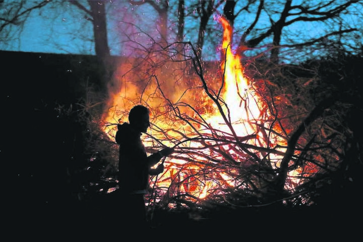 30 Euro Gebühr werden für ein Feuer in Adorf fällig.
