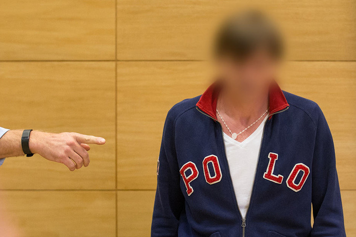Die insgesamt drei Männer hatten das Brüderpaar überfallen, gefesselt und gequält.