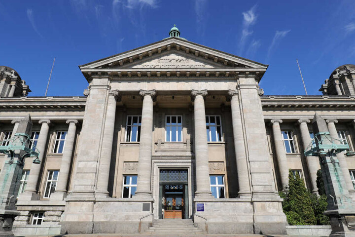 Das Hanseatische Oberlandesgericht verhandelt gegen einen 29-Jährigen, der in Syrien für den IS gekämpft haben soll (Archivbild).