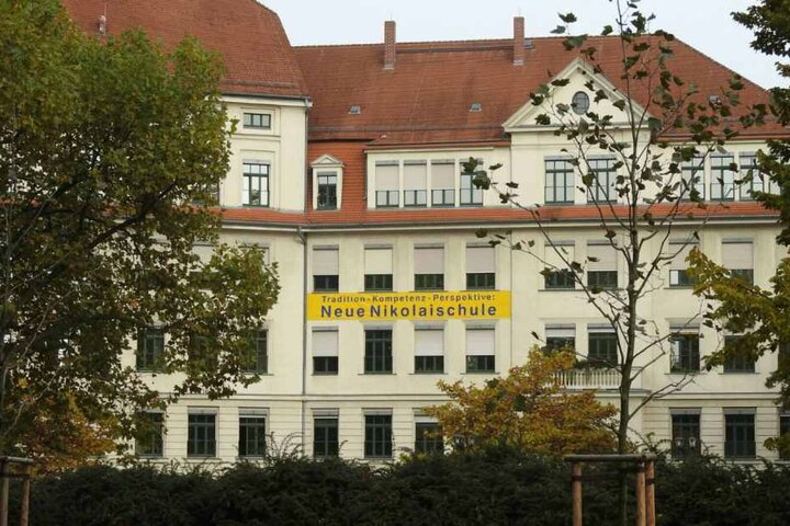 Auch die Neue Nikolaischule wurde bedroht.
