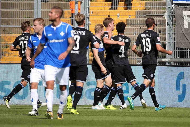 In der 36. Minute schoss Fabian Klos den DSC wieder in Führung.