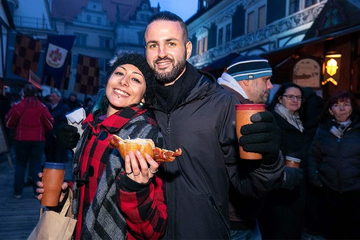 Adi Badash (26) und Rafael Bar (29 ) aus Israel bei den Rauhnächten im Stallhof.