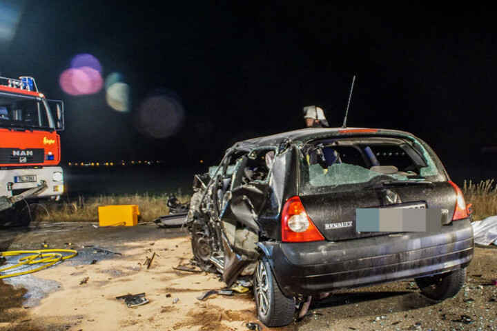 Warum die Renault-Fahrerin den entgegenkommenden Wagen übersah, wird nun ermittelt.