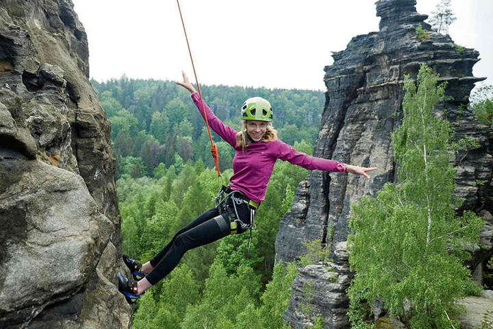 Hanna wagt sich für Adeles Hobby hoch hinaus.