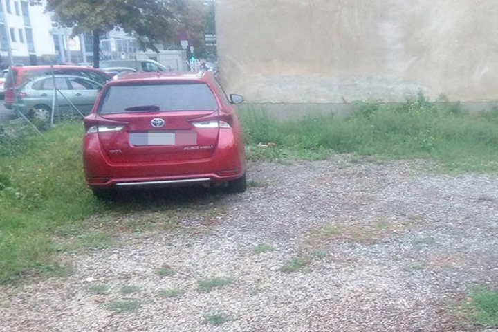 Autodiebe haben es in Dresden derzeit auf die Marke Toyota abgesehen.