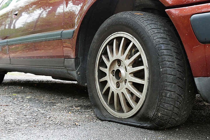 An dem Auto entstand ein Schaden von rund 600 Euro. (Symbolbild)