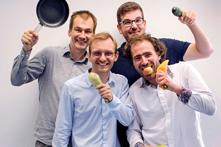 Alexander Tremel (links oben), Bastian Kühnel (links unten), Anton Kohlbauer (rechts oben) und Simon Nestmeier (rechts unten) wollen einen Beitrag zur Transparenz für den Verbraucher liefern.