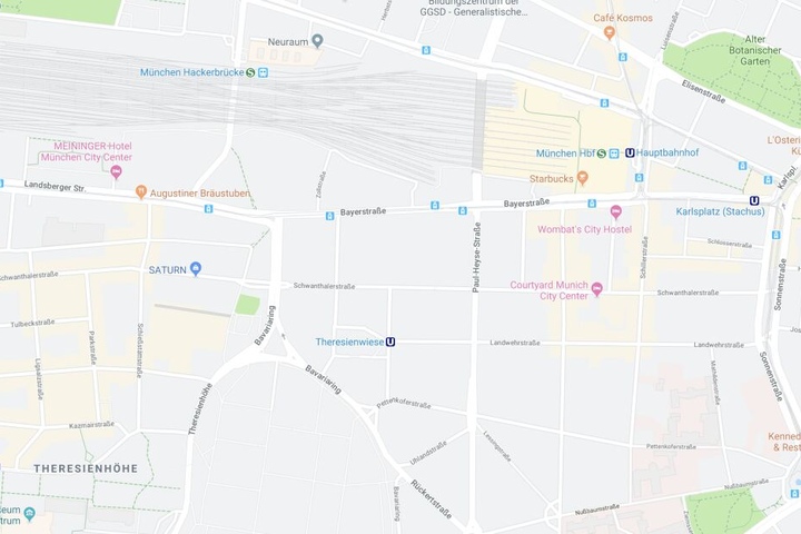 In München ist es zu einem erschreckenden Übergriff auf eine junge Frau und ihren Begleiter gekommen.