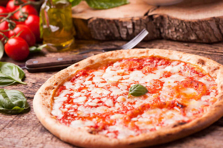 Die Chemnitzer können sich bald auf Pizza und Pasta am Markt freuen. (Symbolbild)