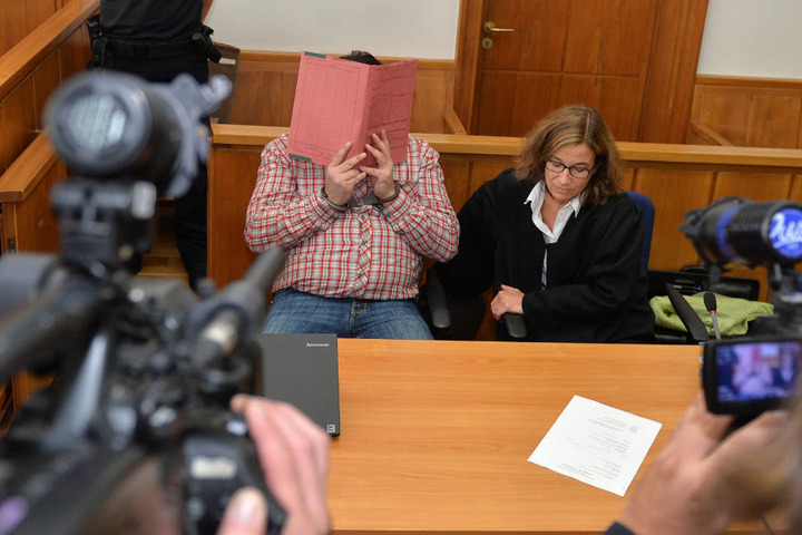 Niels Högel wurde bereits wegen sechs Morden zu lebenslanger Haft verurteilt (Archivbild).