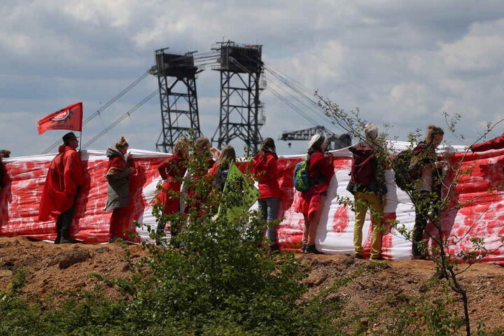 Am langen Fronleichnam-Wochenende wird ein Großprotest am Tagebau Hambach erwartet.