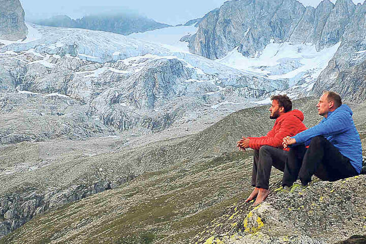 William Ruzek und Sascha Eichelkraut testeten ihre Kleidung in den Alpen.