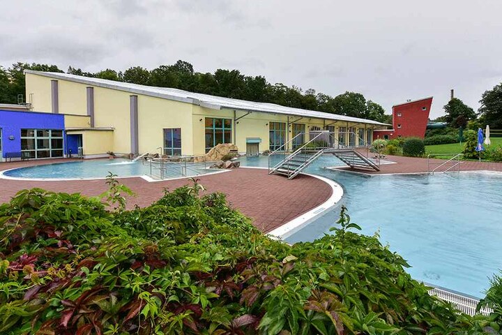 Das Werdauer Freizeitbad. Neben Museen und guter Autobahnanbindung ein
wichtiges Argument für den Investor.