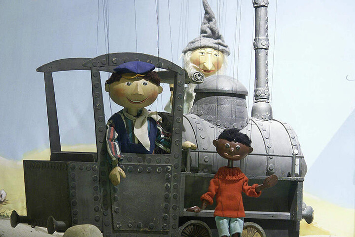 Unvergessen: Die Augsburger Puppenkiste erweckte Jim Knopf und Lukas den Lokomotivführer zum Leben.