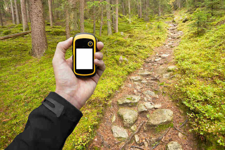 Der seltsame Gegenstand stellte sich dann als ungefährlicher "Schatz" für die GPS-Schnitzeljagd heraus.