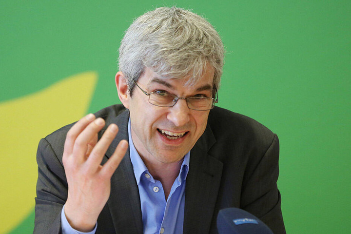 Fordert mehr Klimaschutz: Grünen-Politiker Volkmar Zschocke (49).