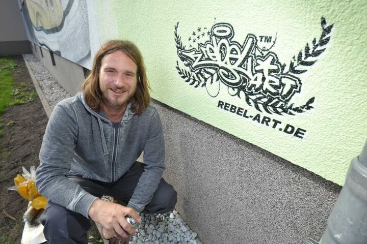 An diesem Signum erkennt man die Arbeit von Guido Günther.