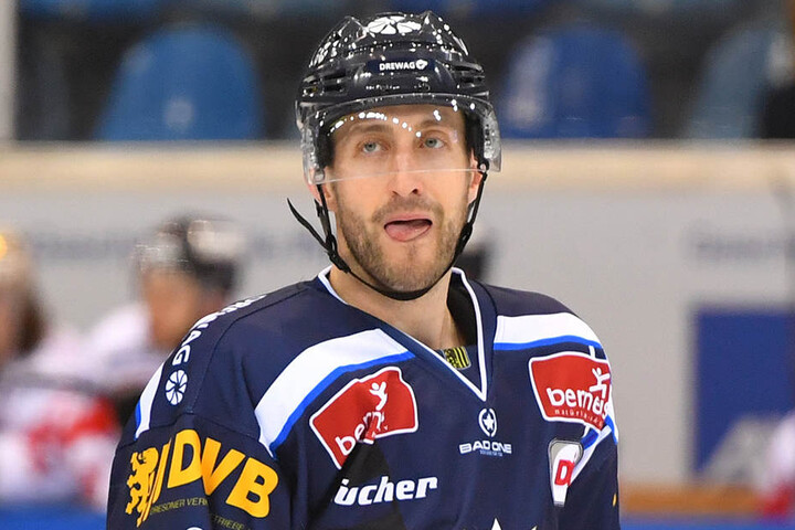 Auch Harrison Reed bleibt den Dresdner Eislöwen.