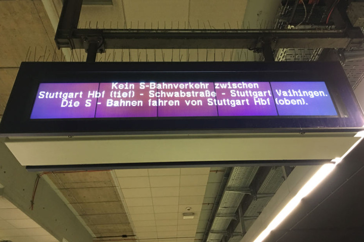 Der VVS rät Fahrgästen, im Stuttgarter Stadtzentrum auf Alternativen zu den Bahnen umzusteigen.