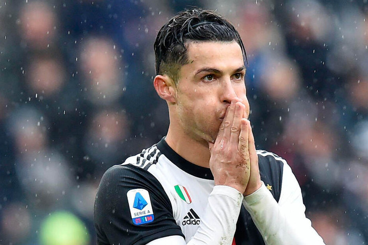 Cristiano Ronaldo aka "CR7", der mittlerweile für Juventus Turin auf Torejagd geht, wird zum Streitgegenstand.