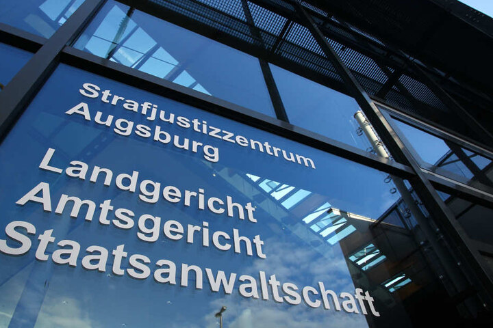Der Prozess beginnt am Donnerstag vor dem Landgericht in Augsburg.