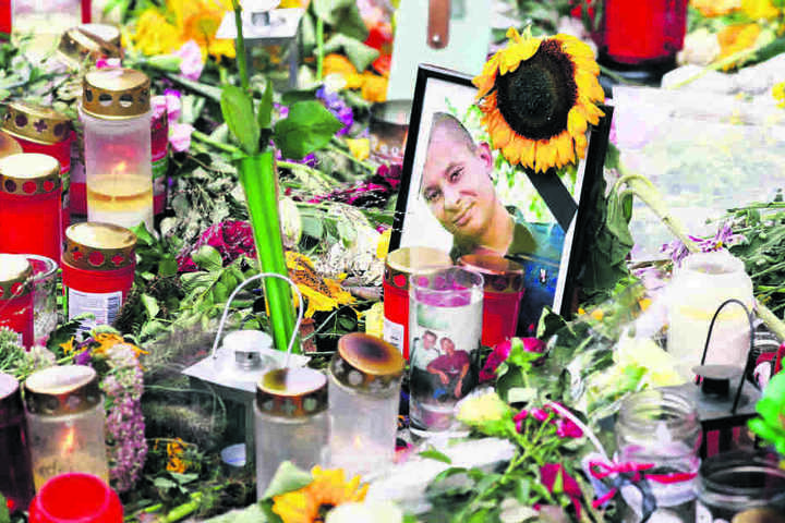 Nach dem gewaltsamen Tod von Daniel H. in der Nacht zum Stadtfest-Sonntag 2018 kam es in der Innenstadt von Chemnitz zu spontanen Demonstrationen und Gewaltakten.