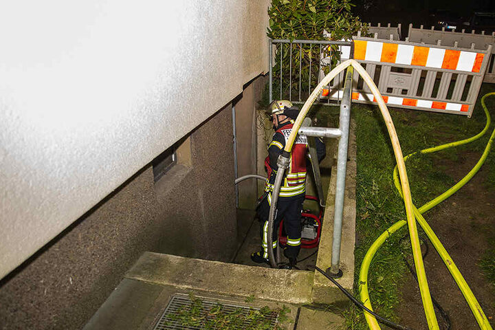 Das Feuer war schnell unter Kontrolle der Feuerwehrmänner.