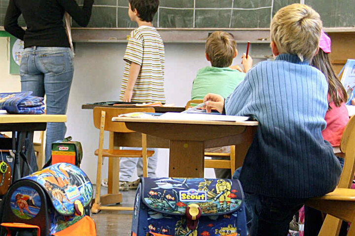 Wenn die Schule wieder losgeht, sollen Schüler mehr über Umwelt und Klima lernen. (Symbolbild)