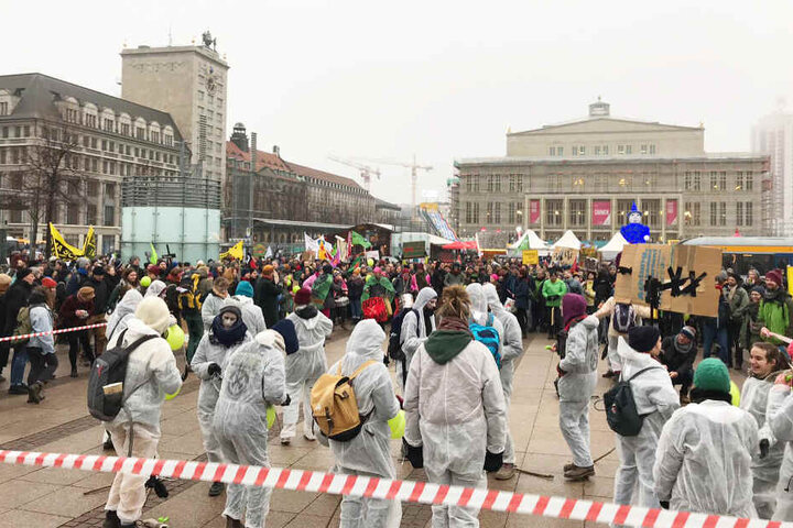 Tausende demonstrierten am Samstagnachmittag in Leipzig.