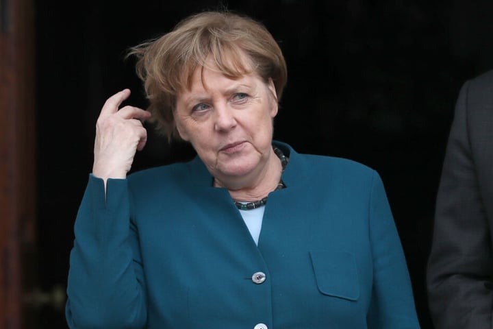 Angela Merkel (64) hatte Böhmermanns Schmähgedicht nach Angaben des Regierungssprechers 2016 "bewusst verletzend" genannt.
