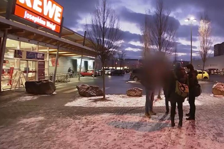 Nach der Hetzjagd auf einen syrischen Mitarbeiter des MDR (TAG24 berichtete) während Dreharbeiten vor einem Supermarkt in Erfurt ist nun ein Video bei Facebook veröffentlicht worden.